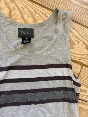 Valor men’s tank top size m